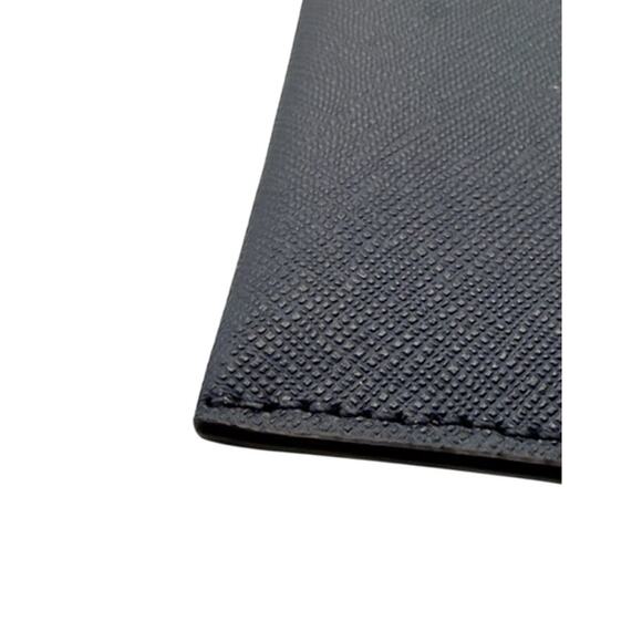 RETAIL $178 Michael MICHAEL KORS Extra Large Zip Clutch*Studded Hearts! BNWT - Picture 9 of 14